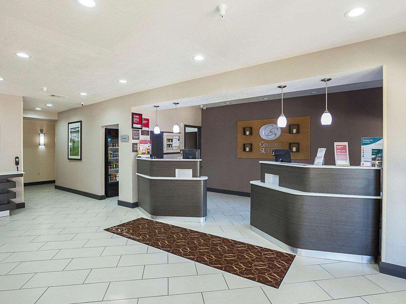 7953D12B43B1472257C744799B0B6121