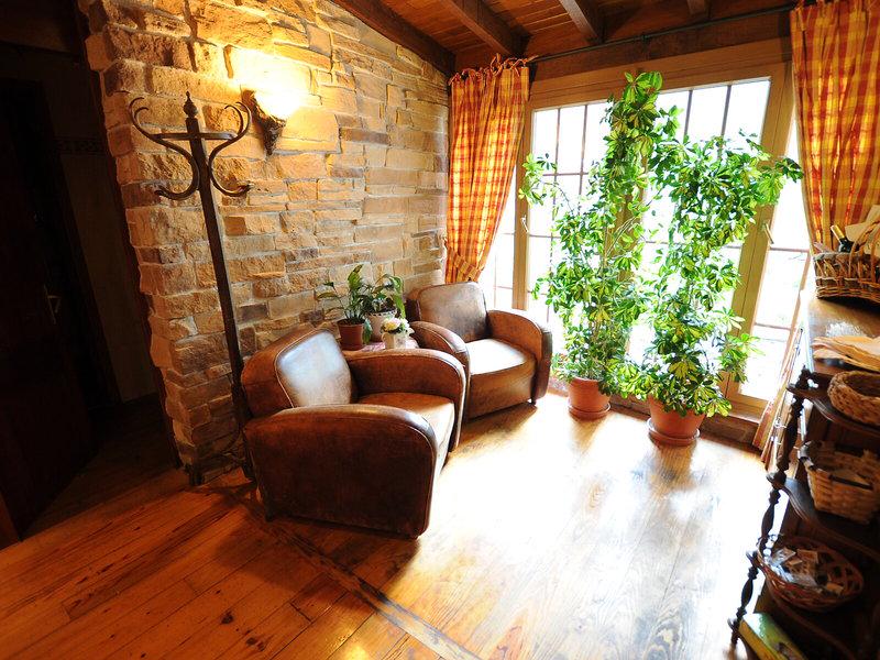 05818925EF8C9F973F6F4B4E0A42BE52