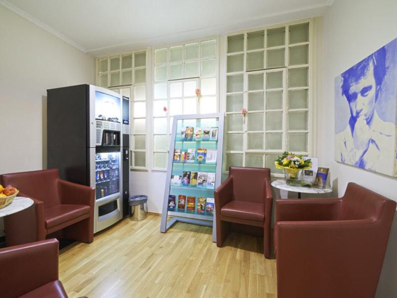 BA9F66E5EDD9FEEDFA1B3340EEBEB8AC