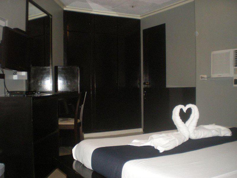 E7B8EA7E69A9D626EF6BE6736DD25040