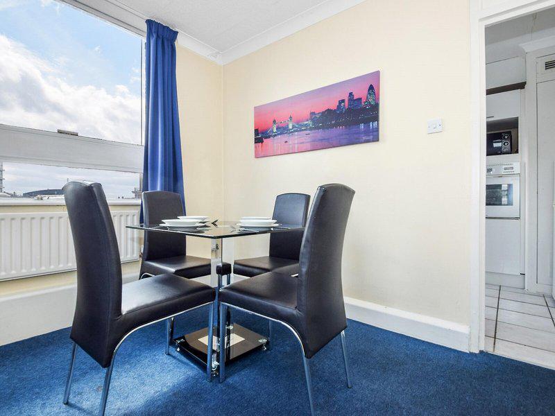 17FEE8B58F128566FDF82CC5818108DF