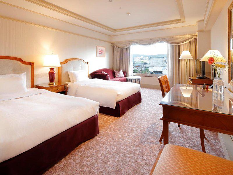 7CB88C282A694C045519BC0C5F156DBA