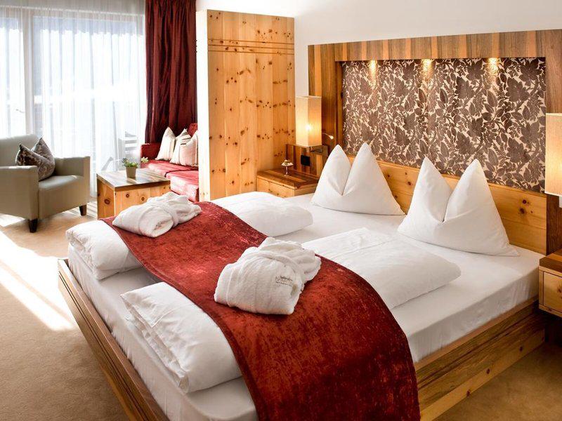 E3ED519B358B4915972FA46DABE23489