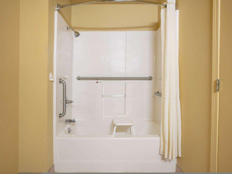 207E385F9189D3268F54FCF827BE6285