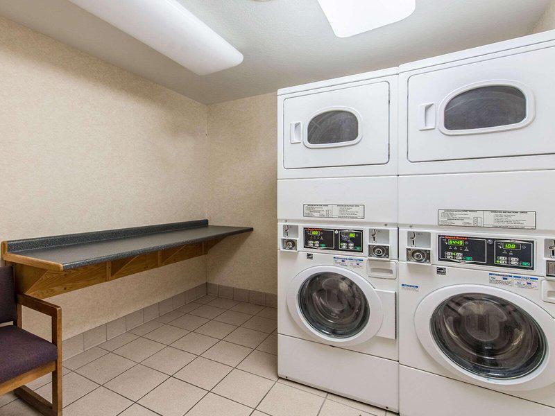 1B25283FECBA2A4F17FBDEDF78731561