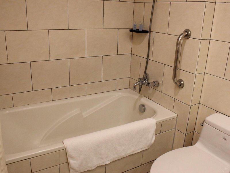 929D46924FB8B5A5A3402EE0DDDFBCFA