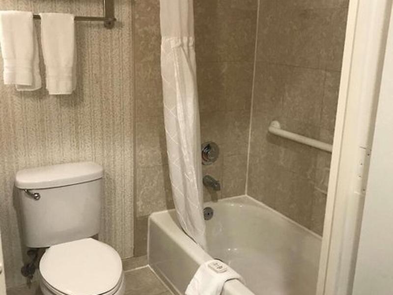 9AF885E4E2B7FB8D42F1458EBD0B204C