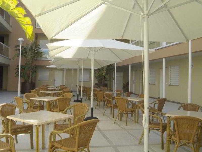 A932E307F767AE909D846FC1917E8250