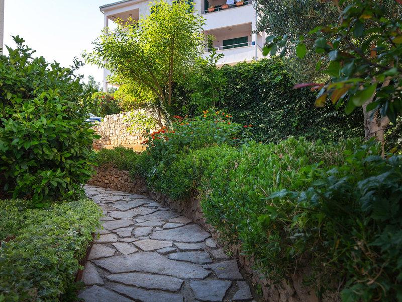 65FC2A79B99089C82C288856AD4FDAF4