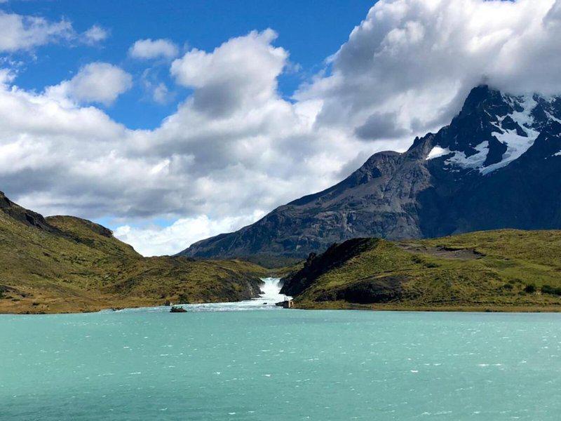 11B42ADF862040A2E208ED9E65BA5F3D