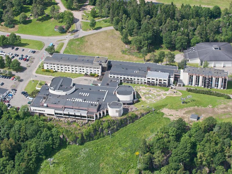 164895423005C21540431FDA2375194A