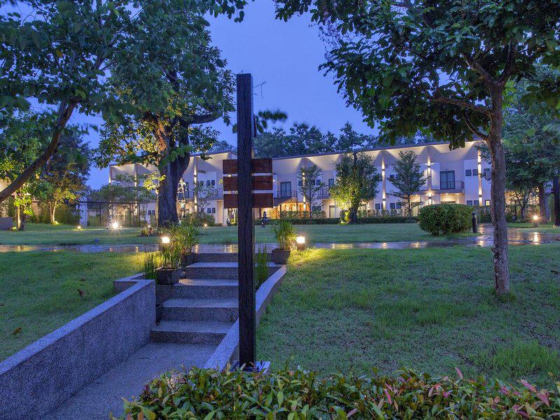 C4C7BE9DA0784DC403BEC2F57AC530AC