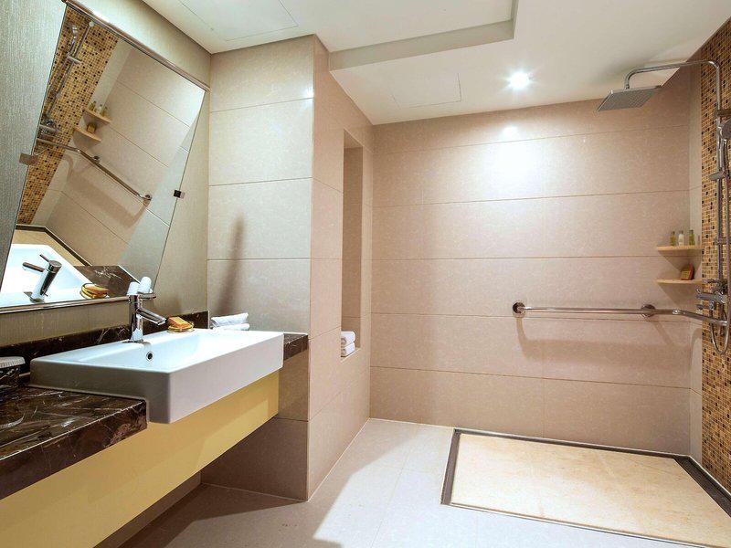 98A1A3E71C8DD96C27CB70A4EF0BEA6A