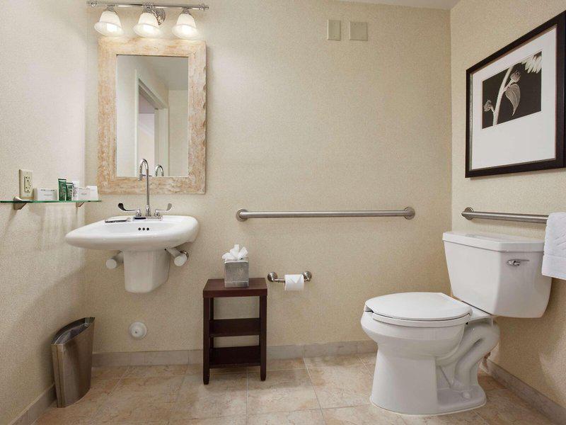 8480FEAD5ECFEF3B6AB6D25E3FE2B41F