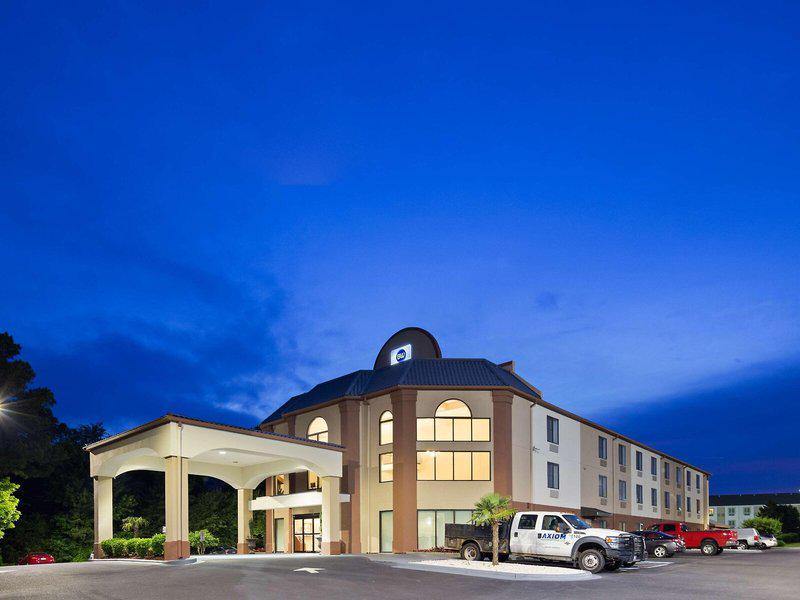 AD01C71E1A571FC7DC46FD85B5537E18