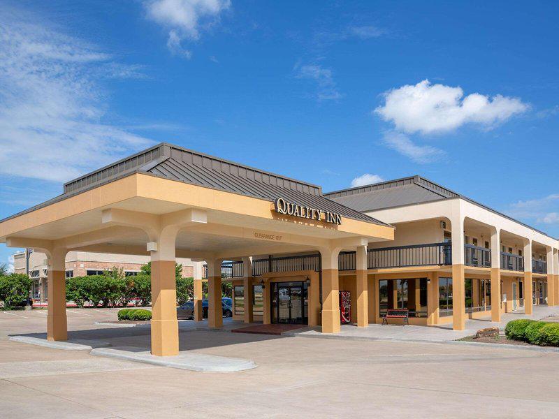 FC0ADCA360316D9D143E8224757BA94E