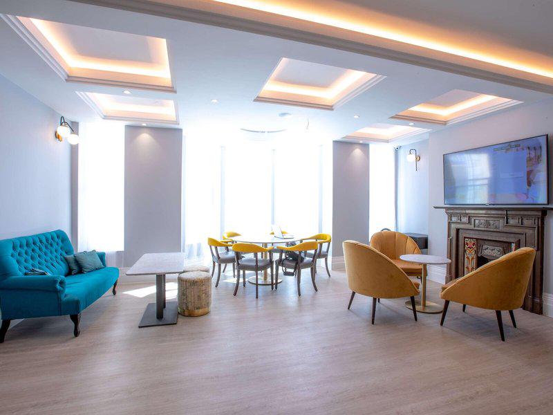 DD209C8E86A89A08AEE39829690A04A8