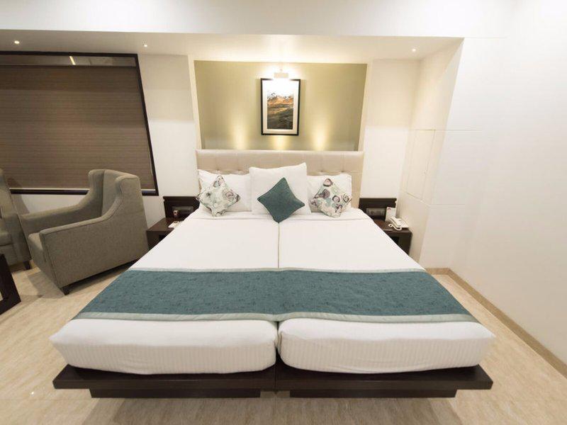 557650ABEA7D51D011F892FC827F17CA