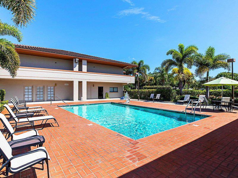 547B9CBD22C3670A9B699F35B0390112