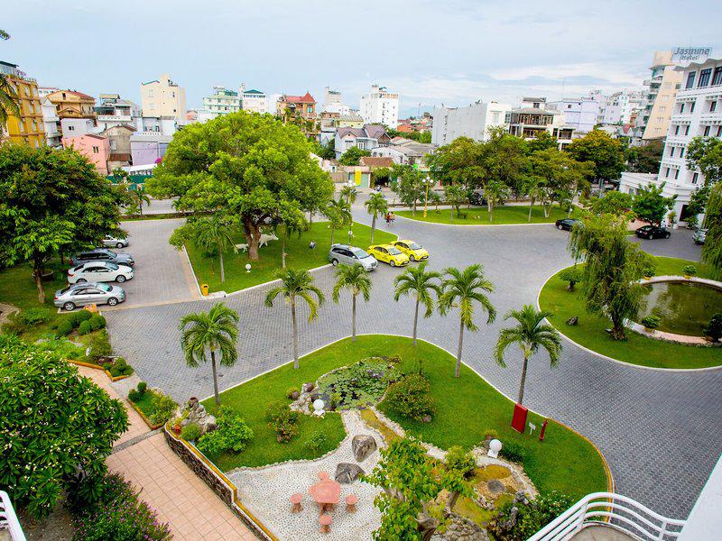 768033FC22449694AC600A1AE14AF975