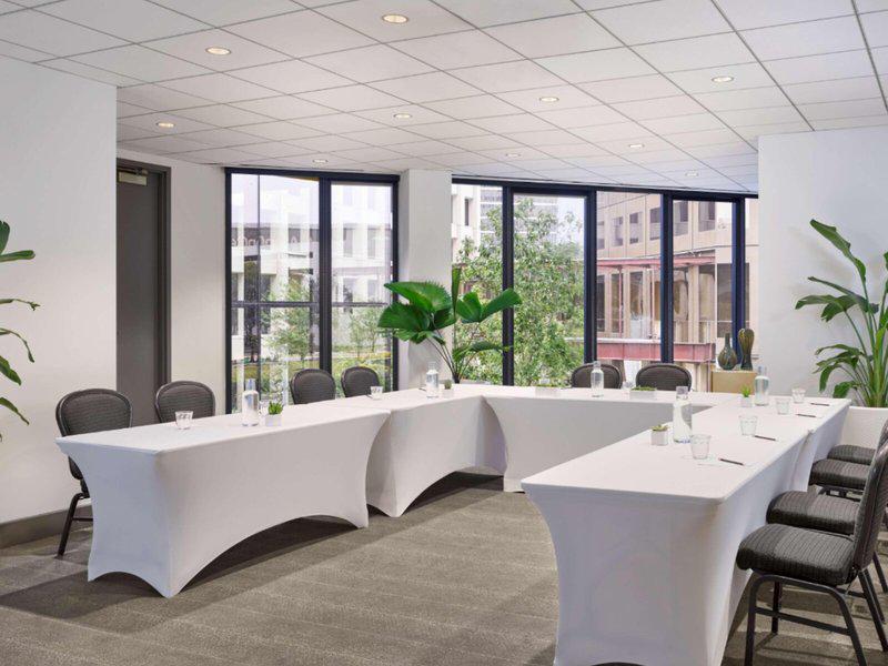 BA3233A178074318C311C210F99E64C9