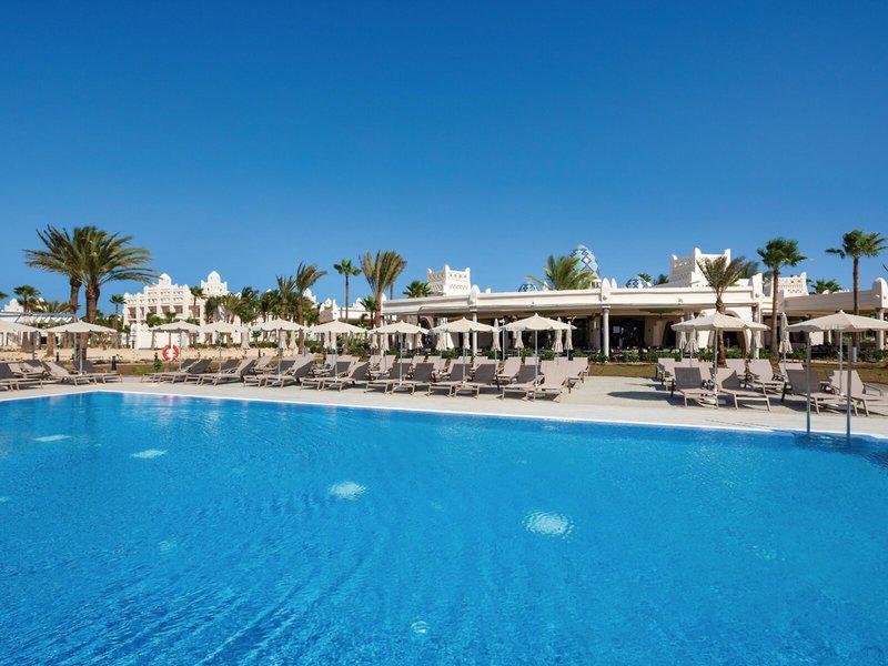 099ED1E767B955D23C3C3B696FDBBD7A