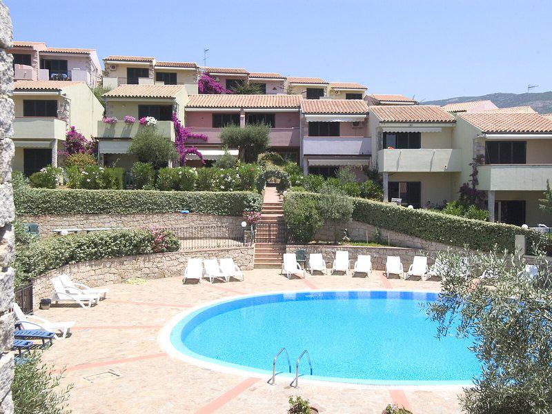 F289918ABC501B8818FA00E6242FEF56