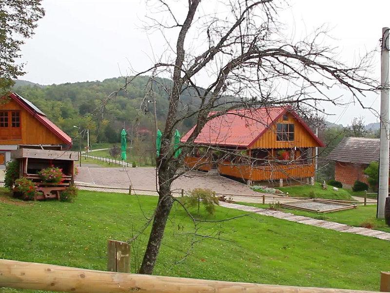 FED31E995B286D618A3E8E7E28555B30