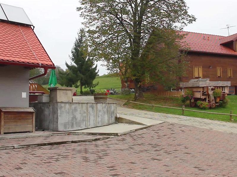 1E1498D44FE60FEB006C672BD9E87DD8