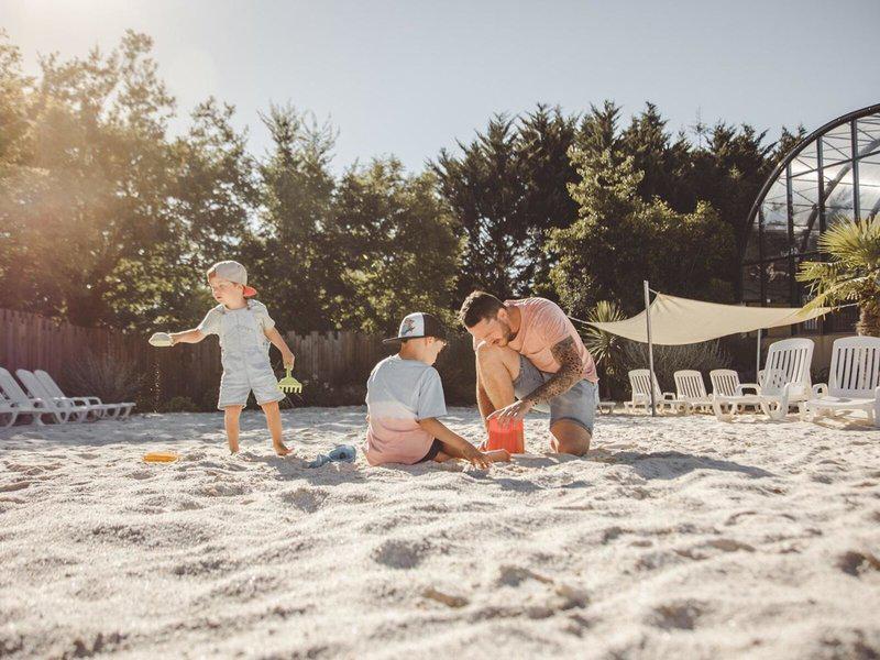 2A9B964D6AEB674D87D1855523525162