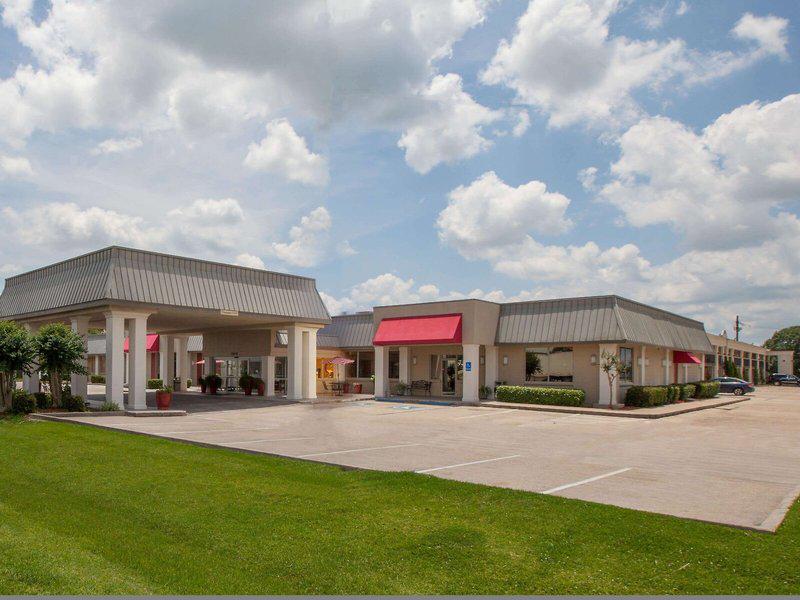 54763F66E0D8D674137D7172A83F23F0