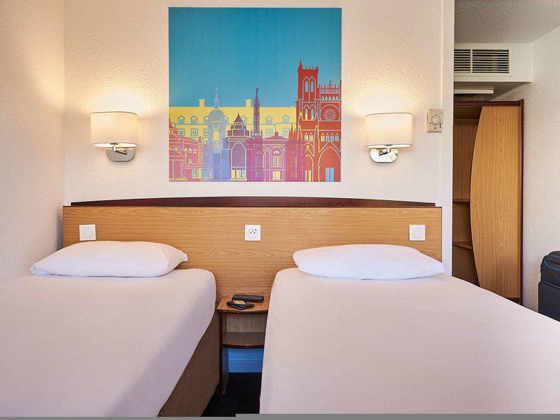 153FC7806BFBC0CE9E503F7DE46B7B91