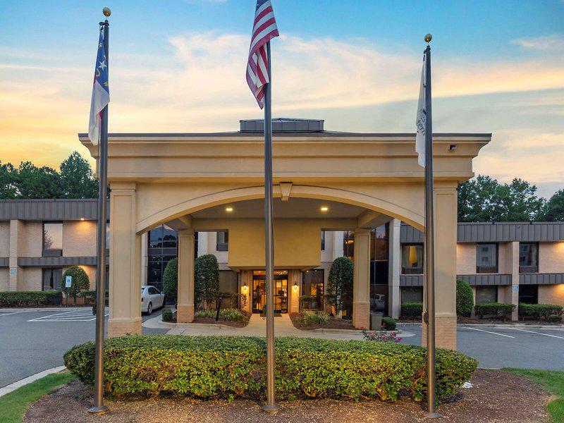 DBF5BAE9362C571931D066672BA7D016