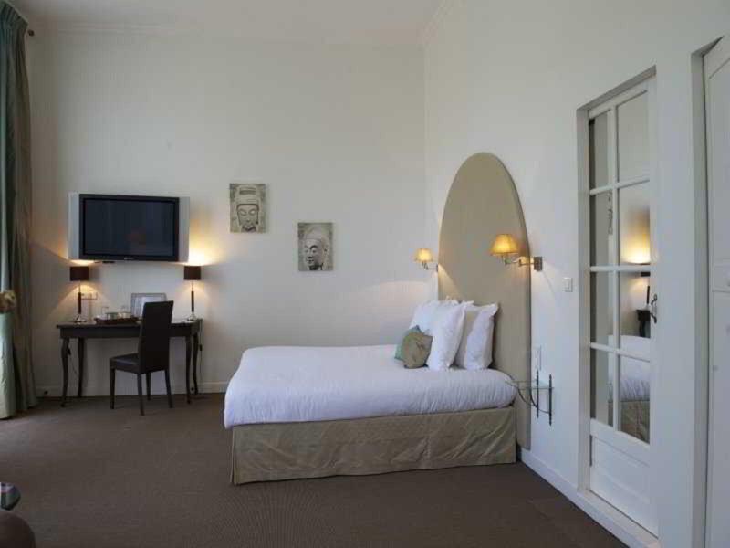 13B8A1353499105FFE8871542046D478