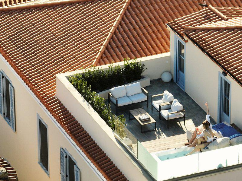 E1C77F89876CC9C72290610AF53661A4