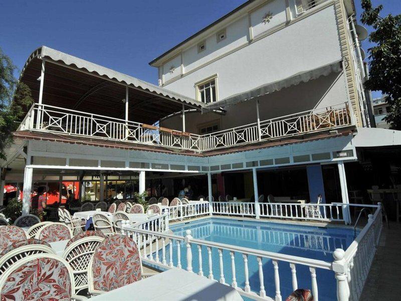 D75D0979BBF9A99FBAC0518F3559B7AF