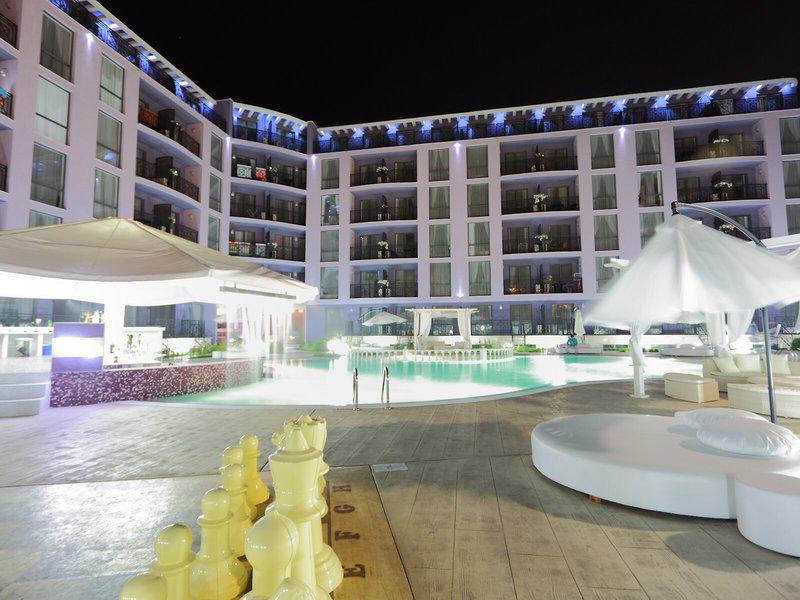 EE0698AD3A12BFA06B8915CFBD35B4F0