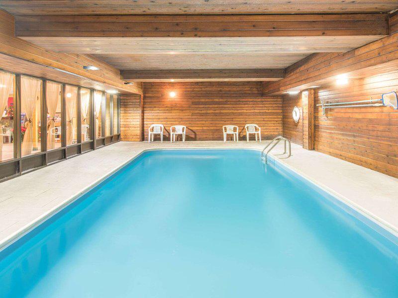 75A7B318E0D8C38876EAE4C6DB685989