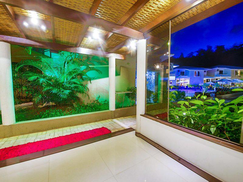 163F52E646AB5F877EDDAF05AE4FE6F5