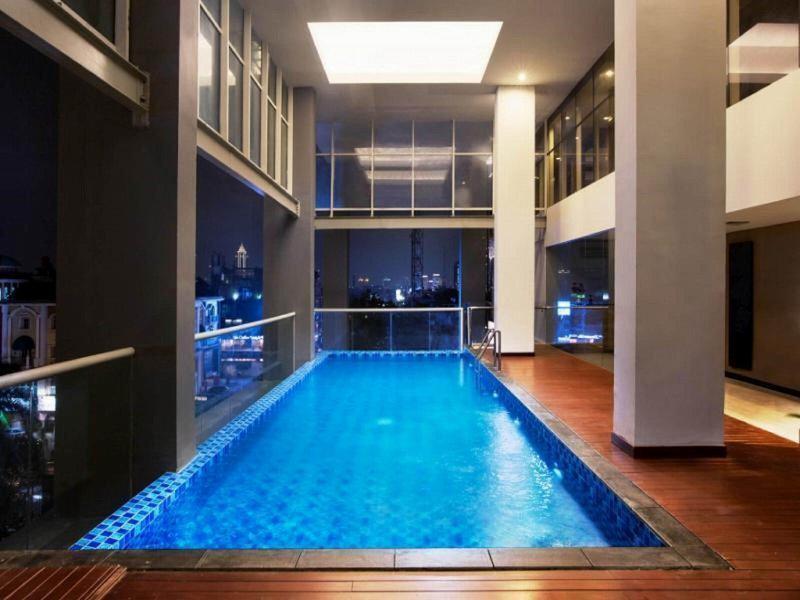 A66FFD3AAE20C373A633593572559978