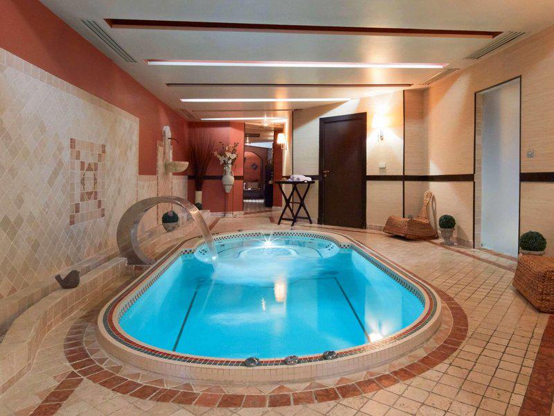 56A800587335FEBF09BD520917467F1D