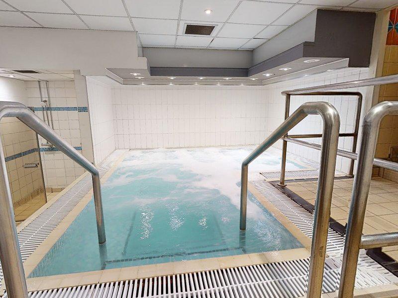 477E7542686B0797B076AEBA9A440528