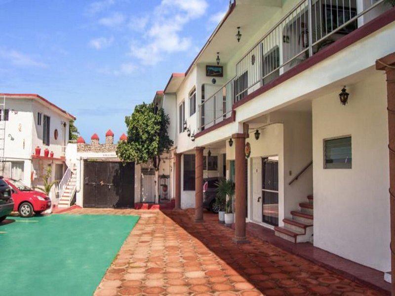 D8587FFEF4936E9B831E1422BCA8E679