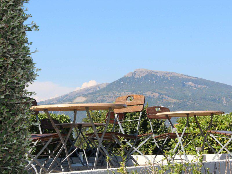 17A5FA802BEB1333660111FD2D687CC9