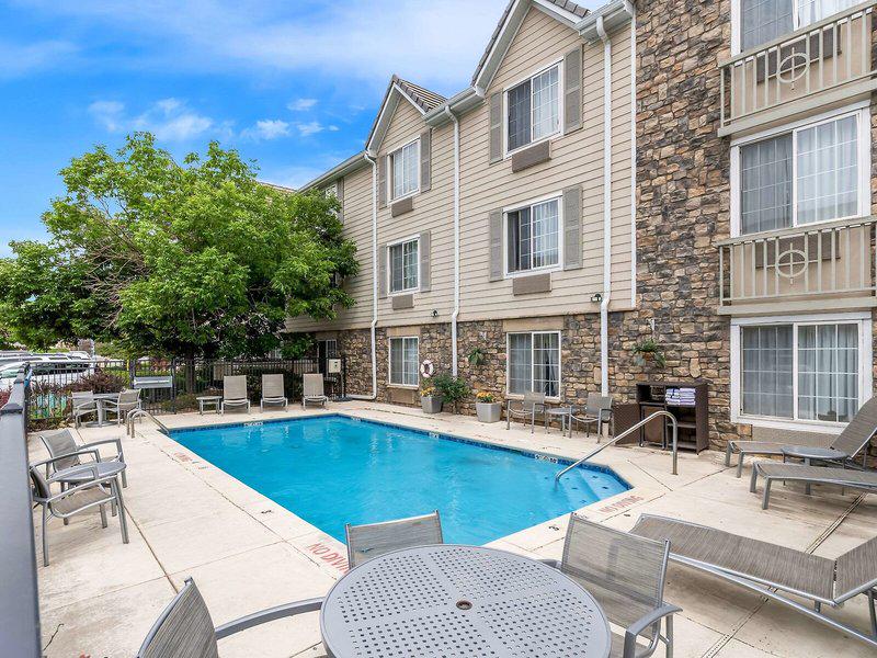 570C46C89E3F71378840DB056DA98899