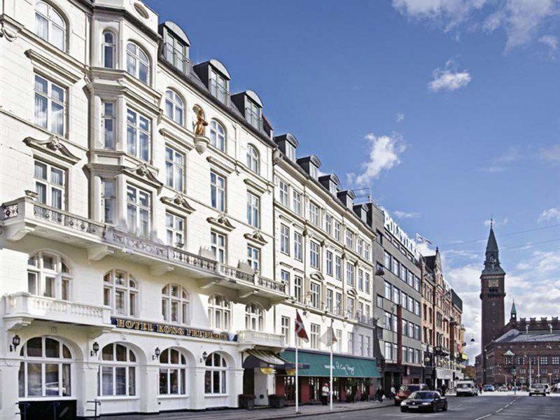 B70D1D2398C6C239152DEDE5ECF6DBAB