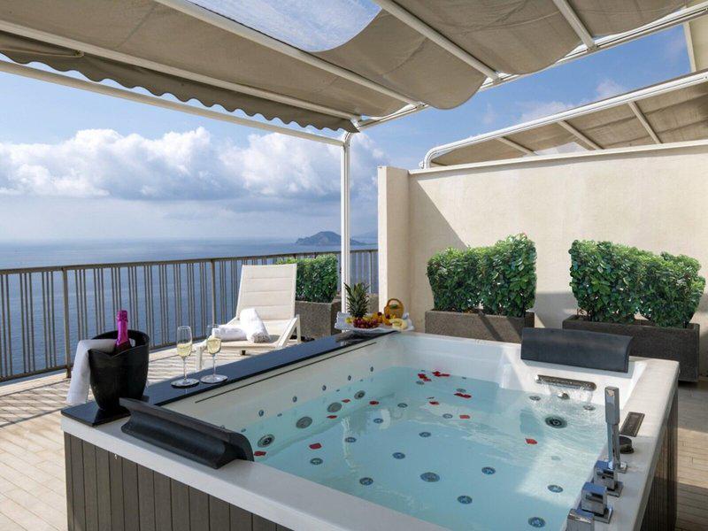 AB73D692DFD7FF65CD2980F1A8495268