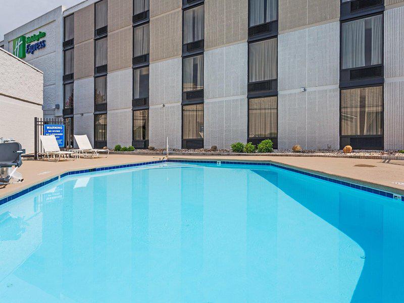 5AAD308B6D2DA74133B45A9F2D7658EB