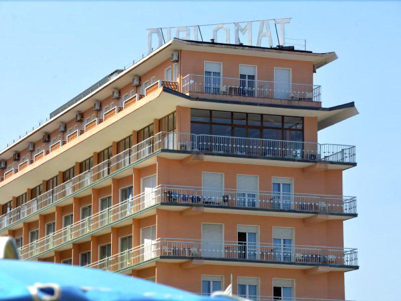 3B510873FFC99A80571179C05B3CE110