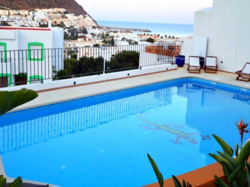 CC8BD017A928DF6CD73DFA18E99B77E8